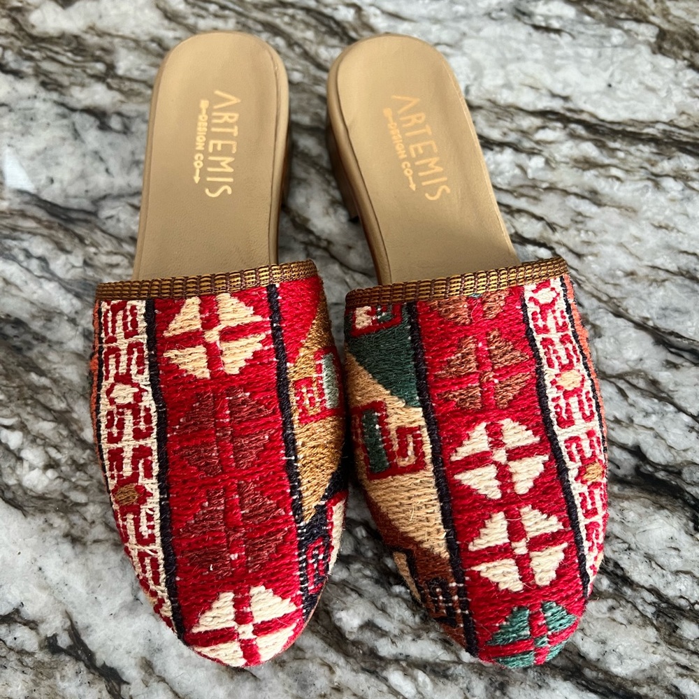 Artemis Mule, Never Worn, Only To Try On - image 1